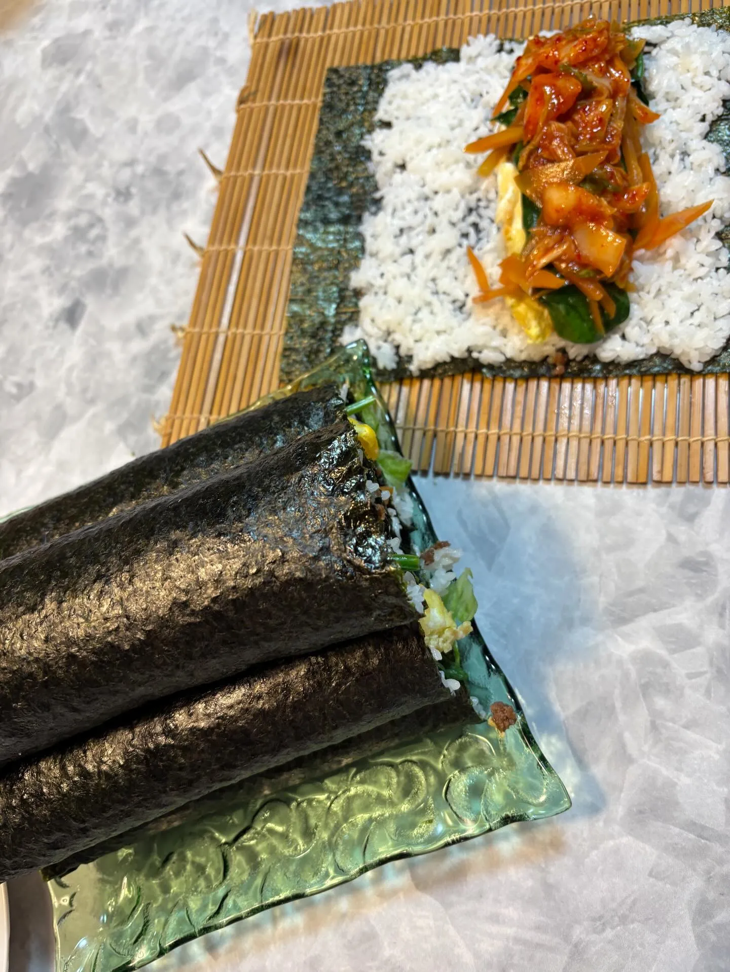 「今年も手作り恵方巻きに挑戦！具材をたっぷり詰め込んで、家族...