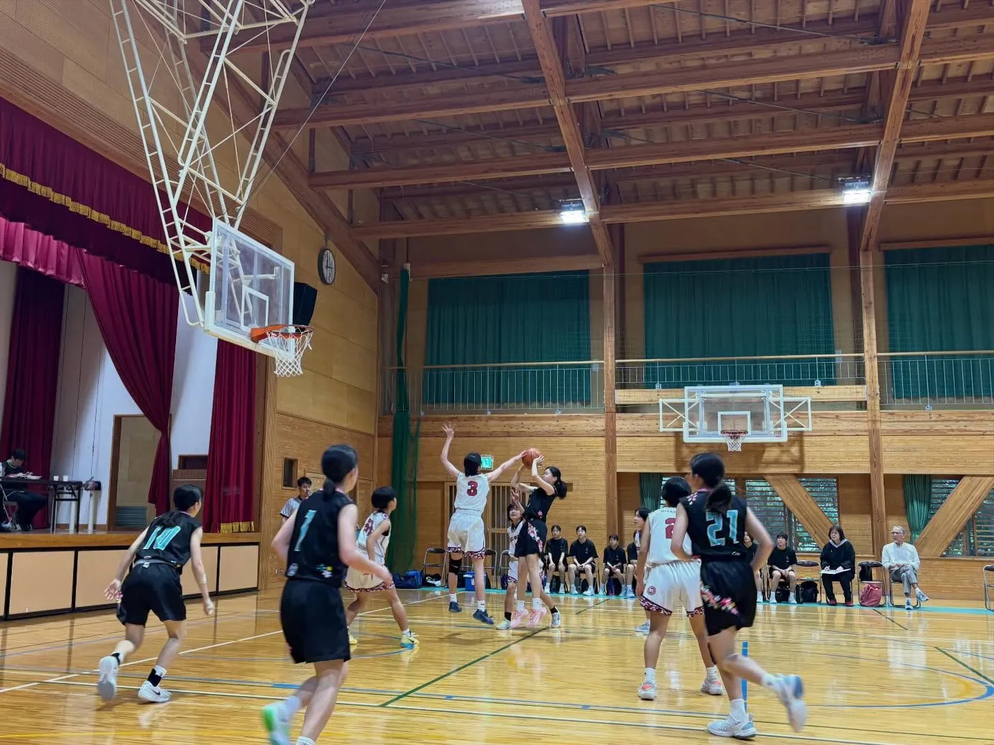 おはようございます。