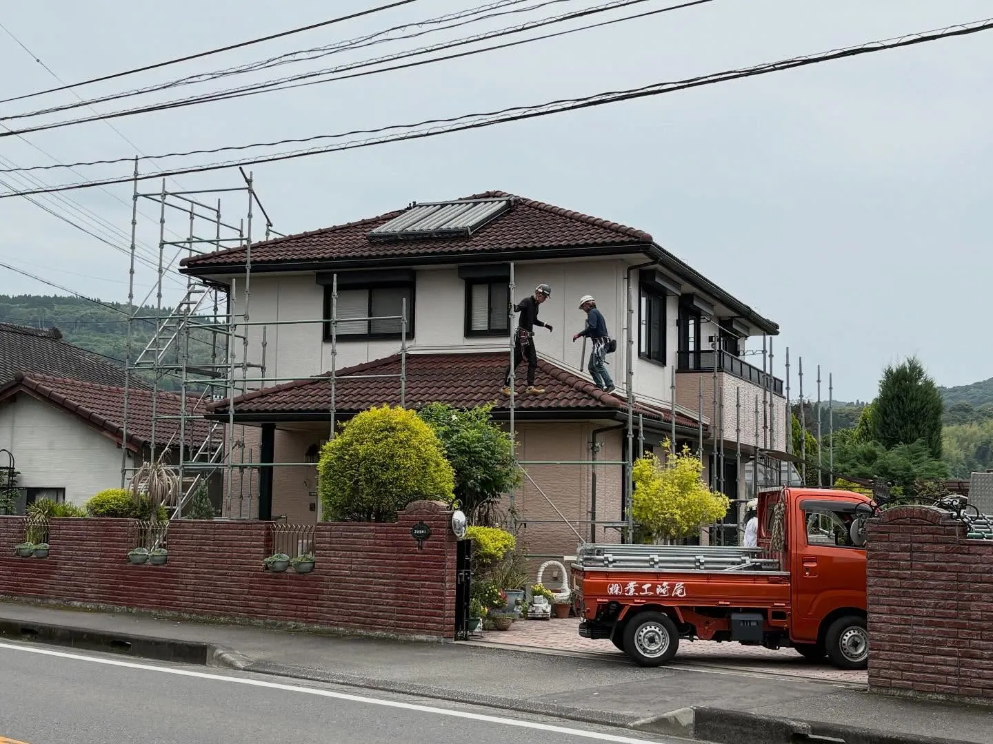 日南市 Z様邸｜足場仮設を行いました！